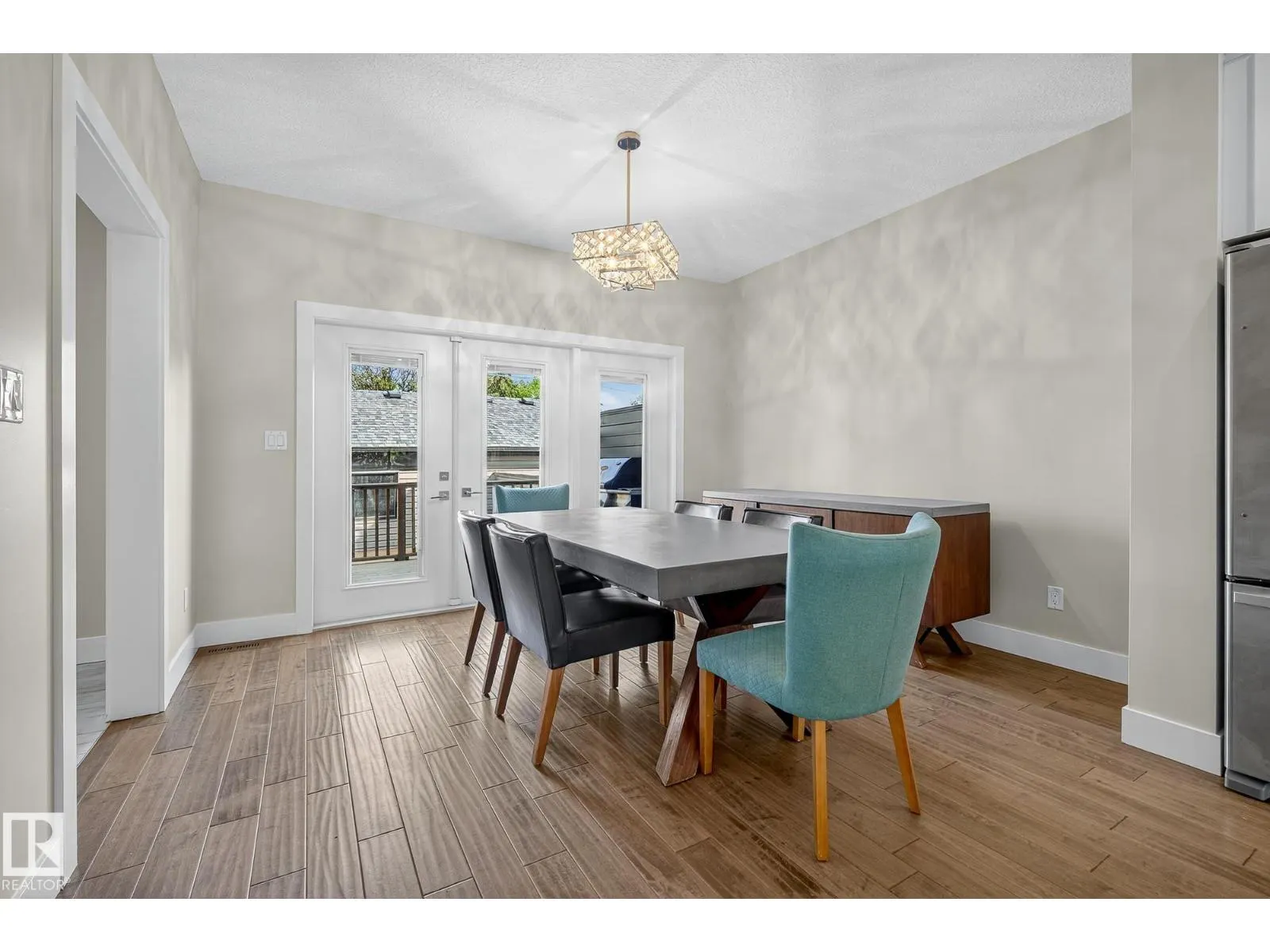 11426 71 AV NW