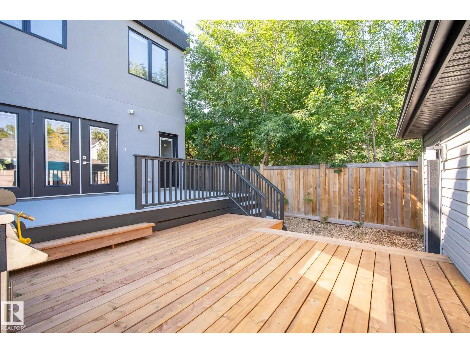 11426 71 AV NW