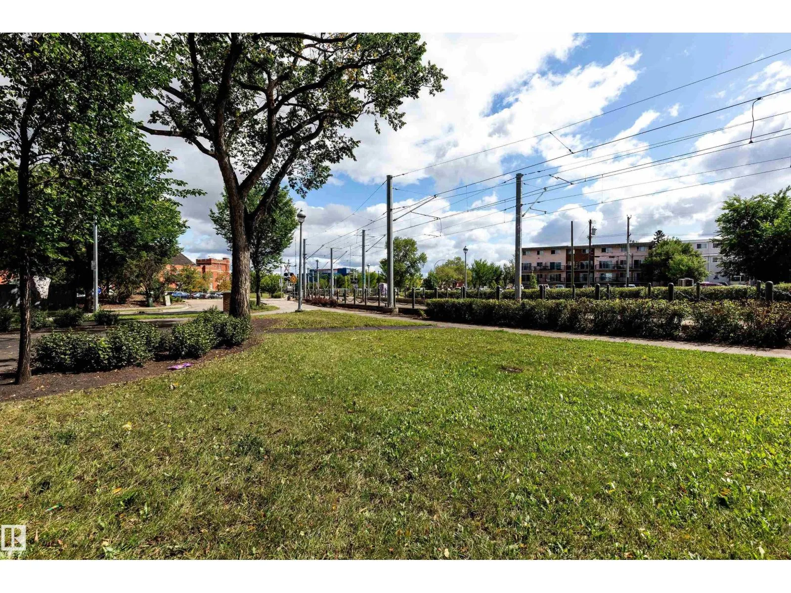 #202 10740 105 ST NW