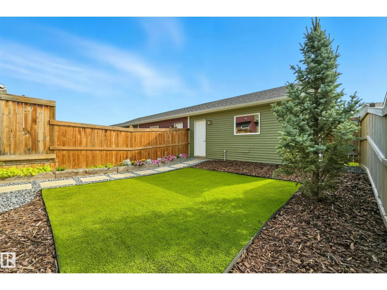 2677 MAPLE WY NW
