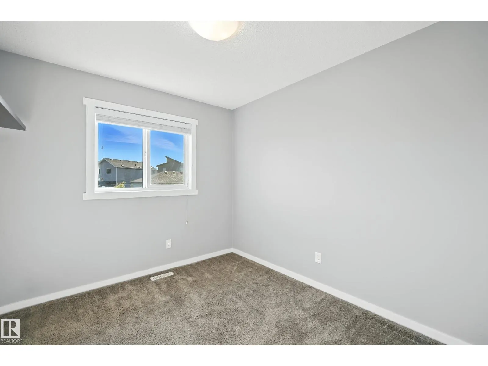 2677 MAPLE WY NW