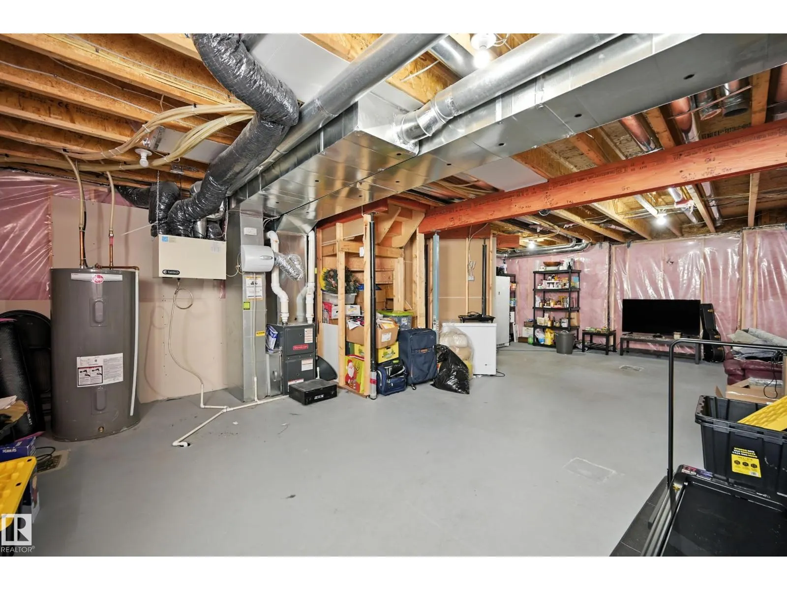 2677 MAPLE WY NW