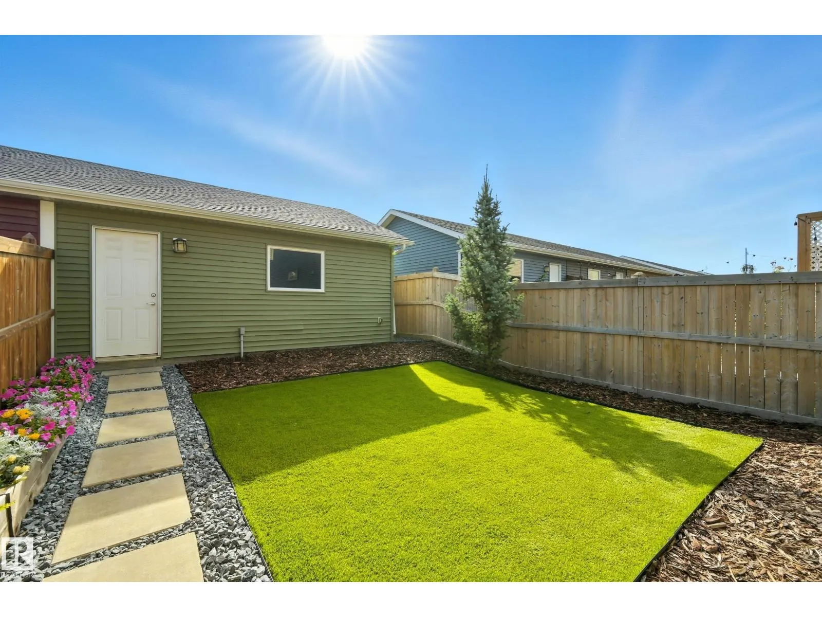 2677 MAPLE WY NW