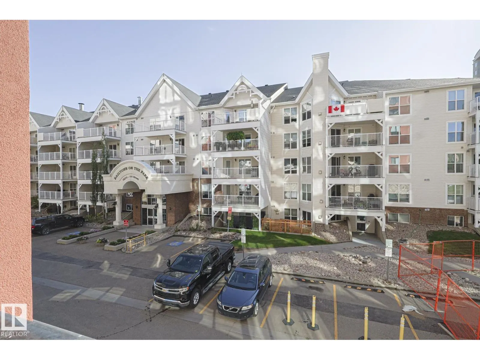 #208 10303 111 ST NW