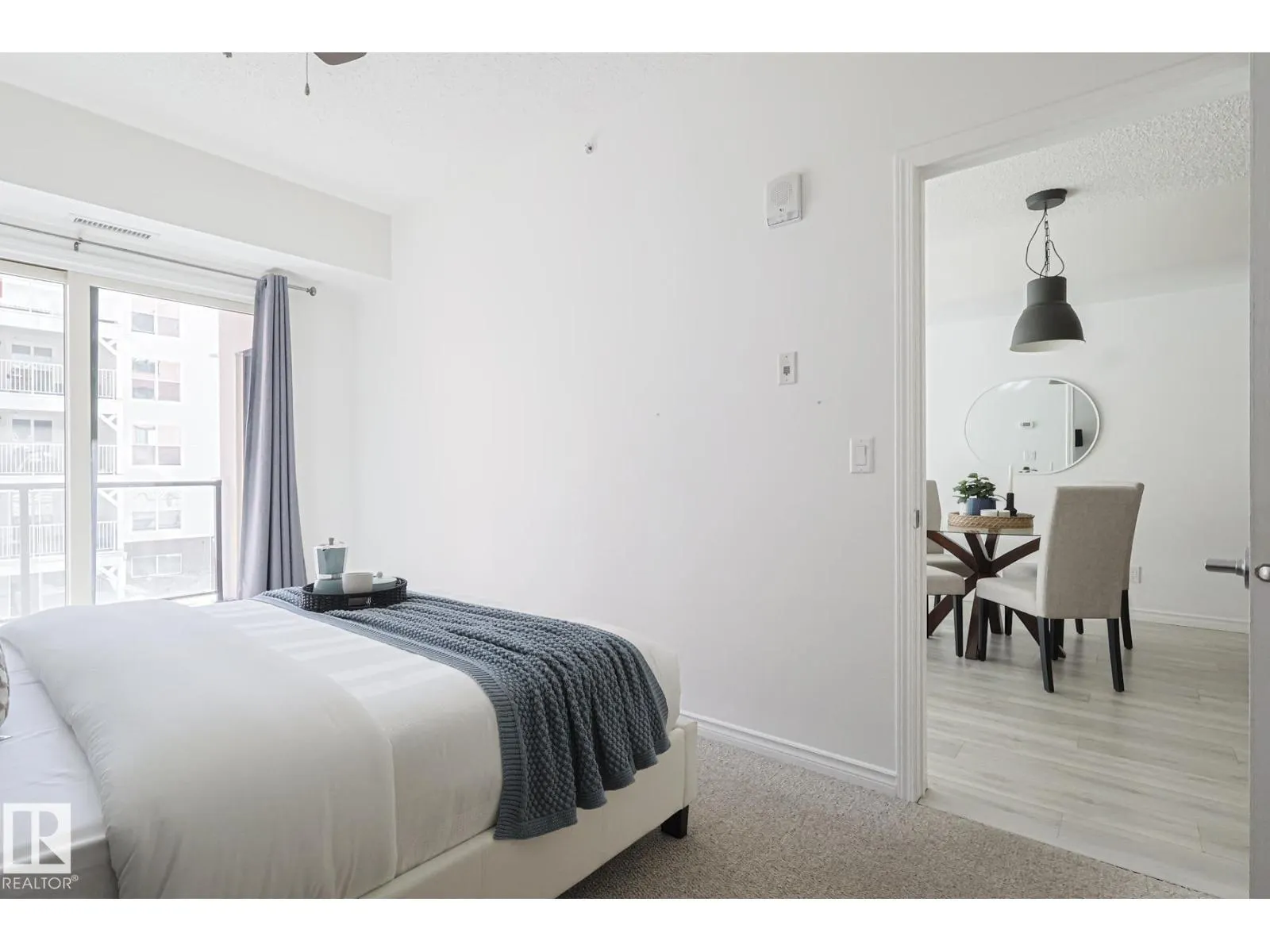 #208 10303 111 ST NW