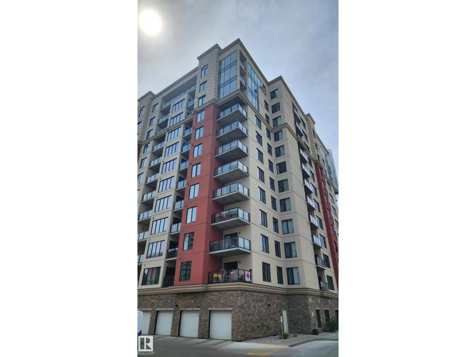 #208 10303 111 ST NW