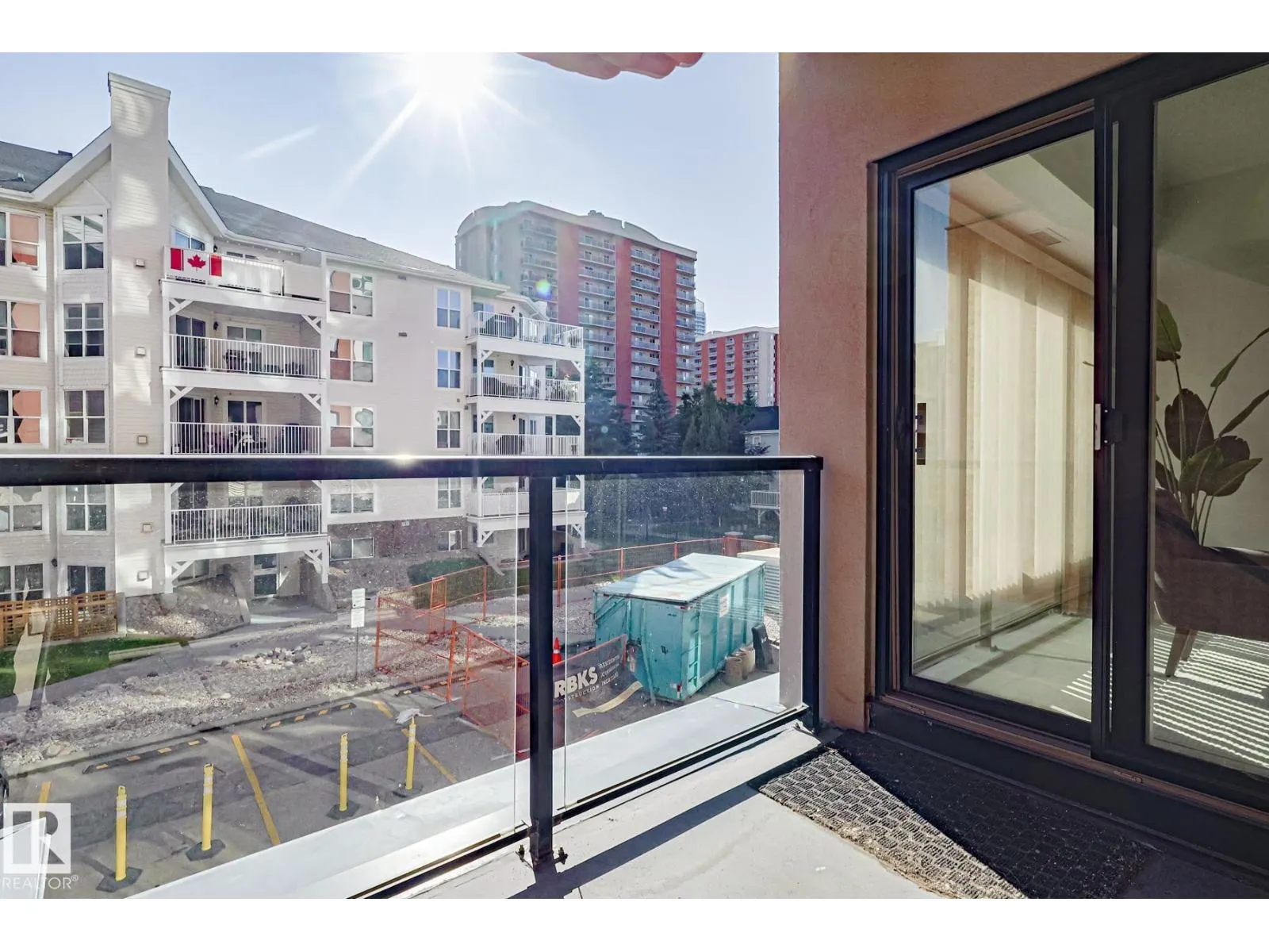 #208 10303 111 ST NW