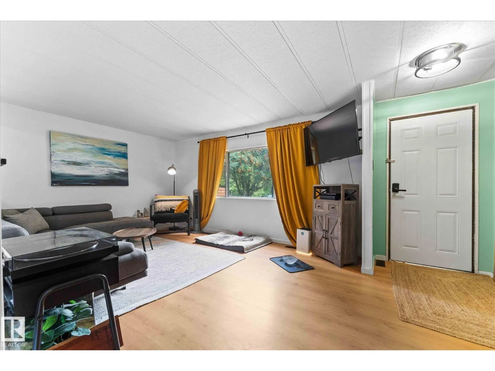 #105 53129 RGE ROAD 14