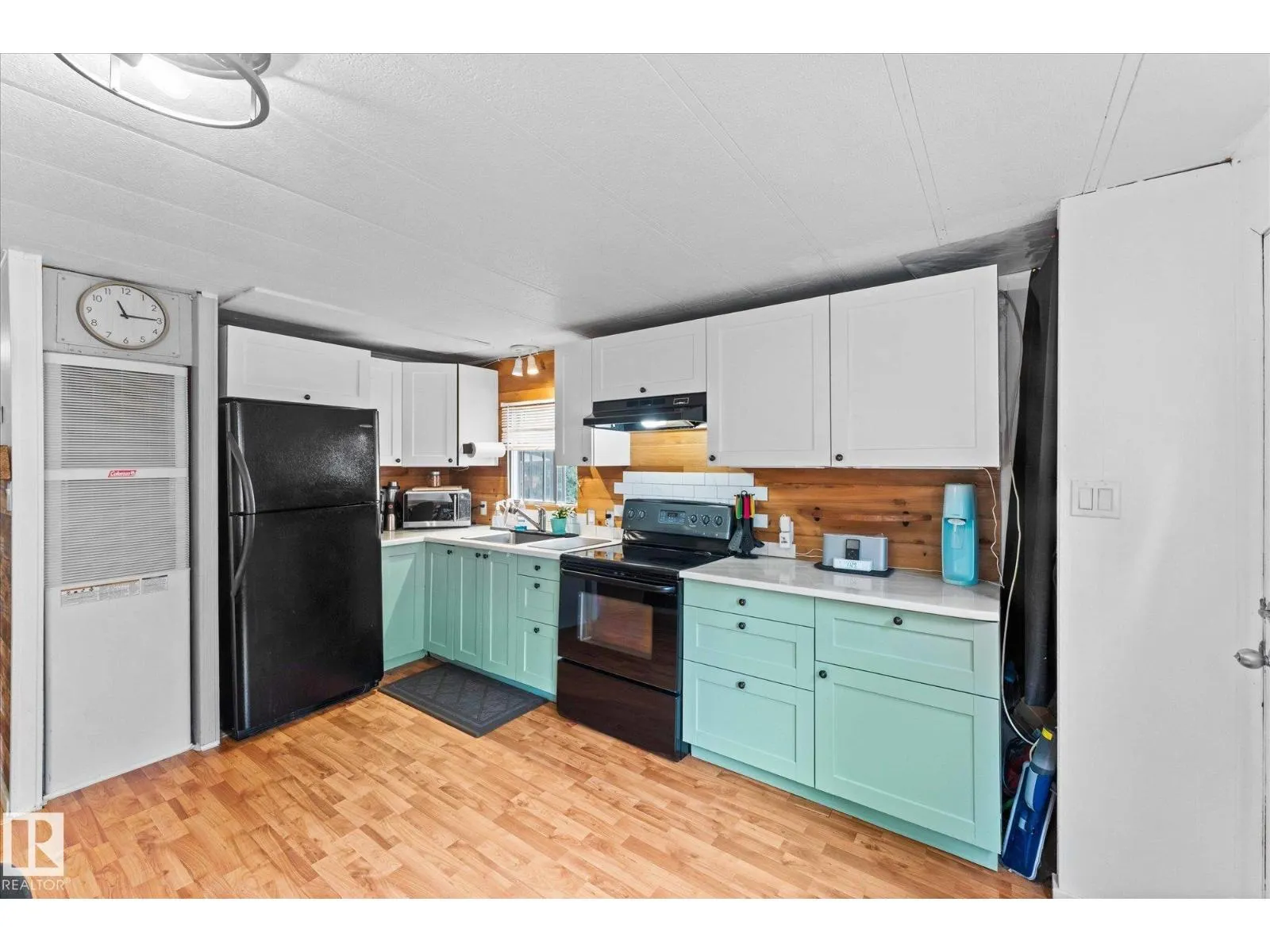 #105 53129 RGE ROAD 14