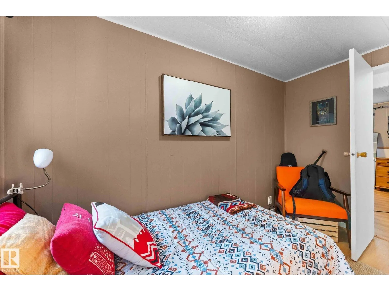 #105 53129 RGE ROAD 14