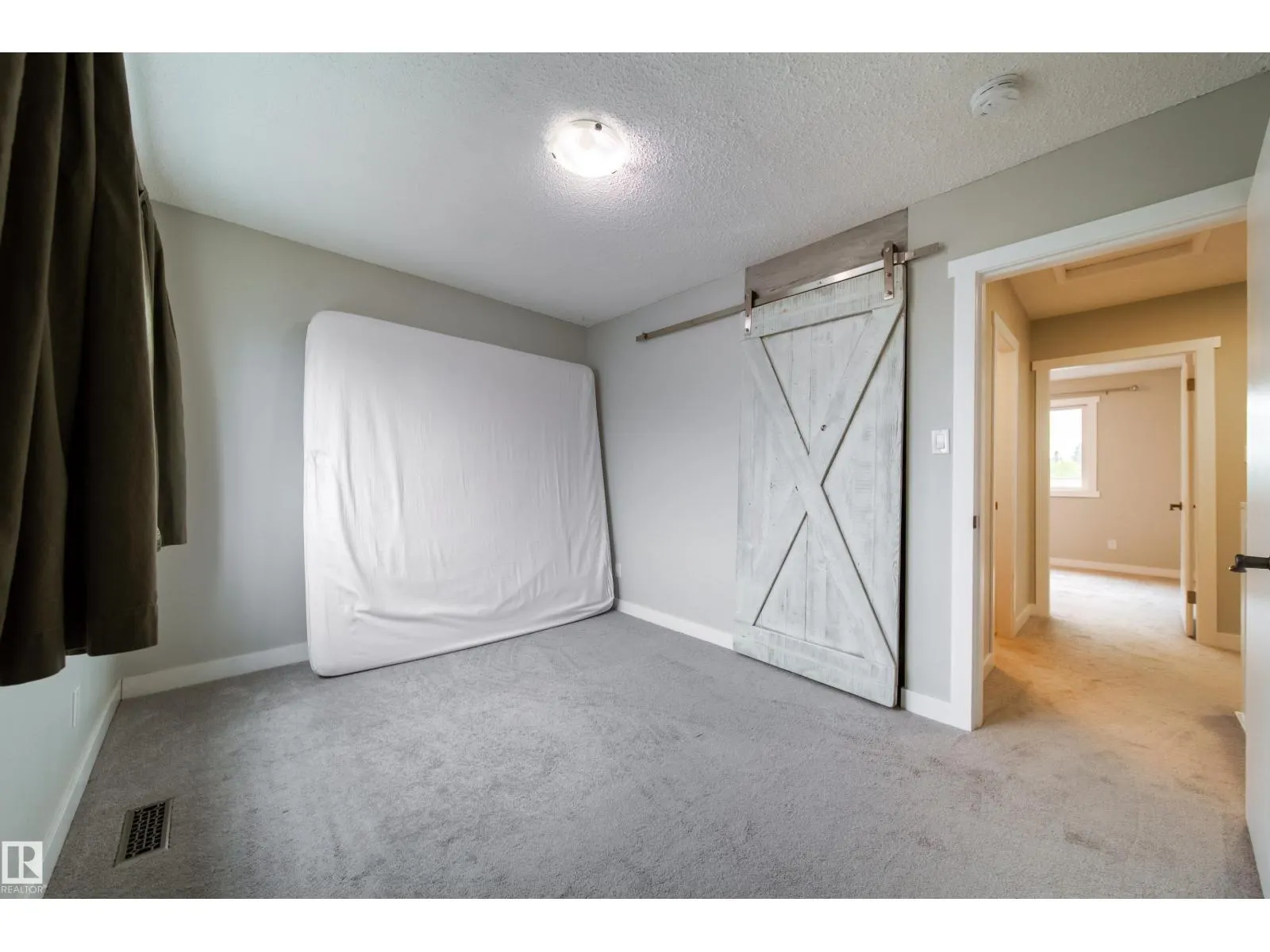 5622 148st ST NW NW