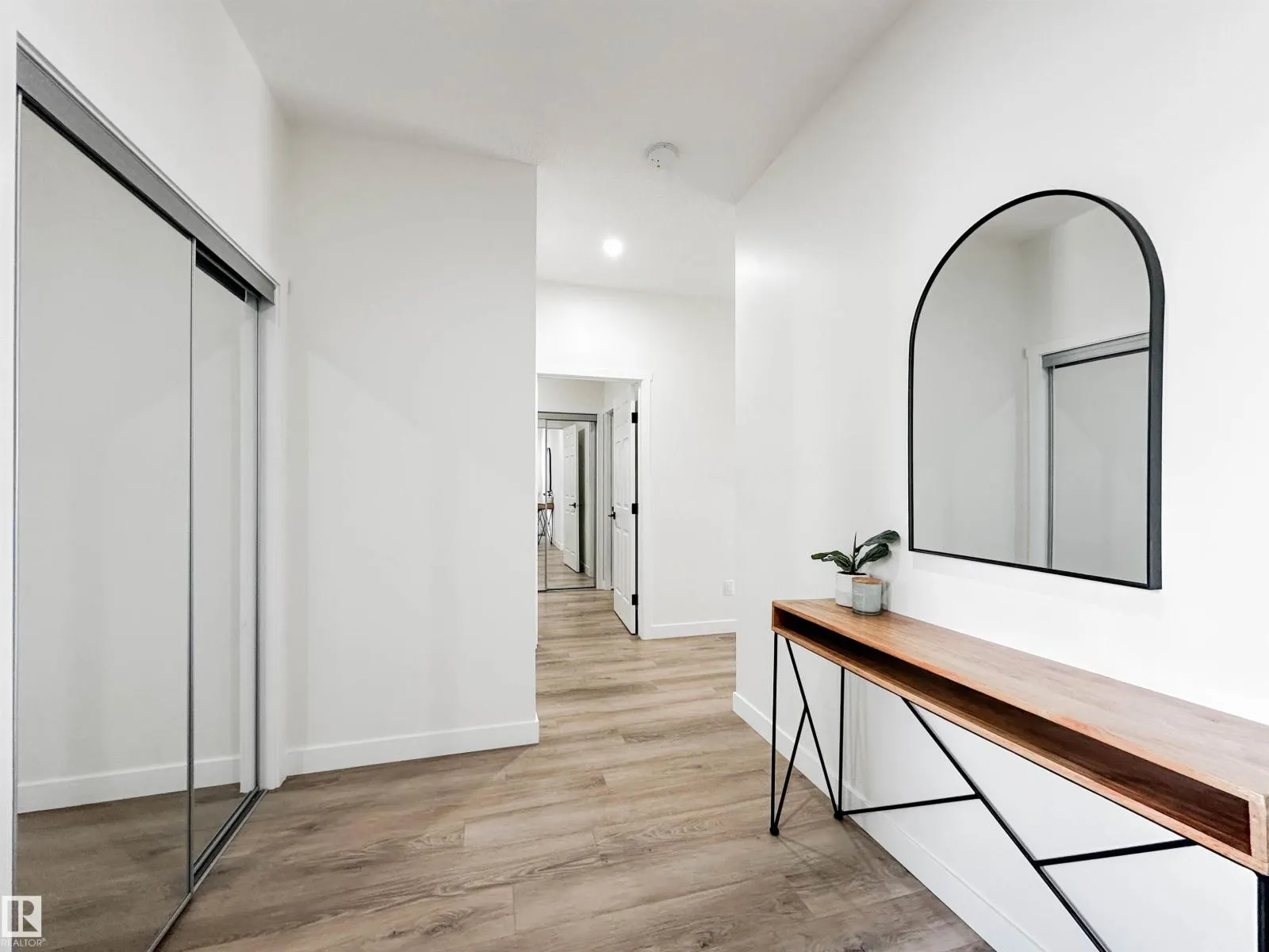 13007 213 ST NW