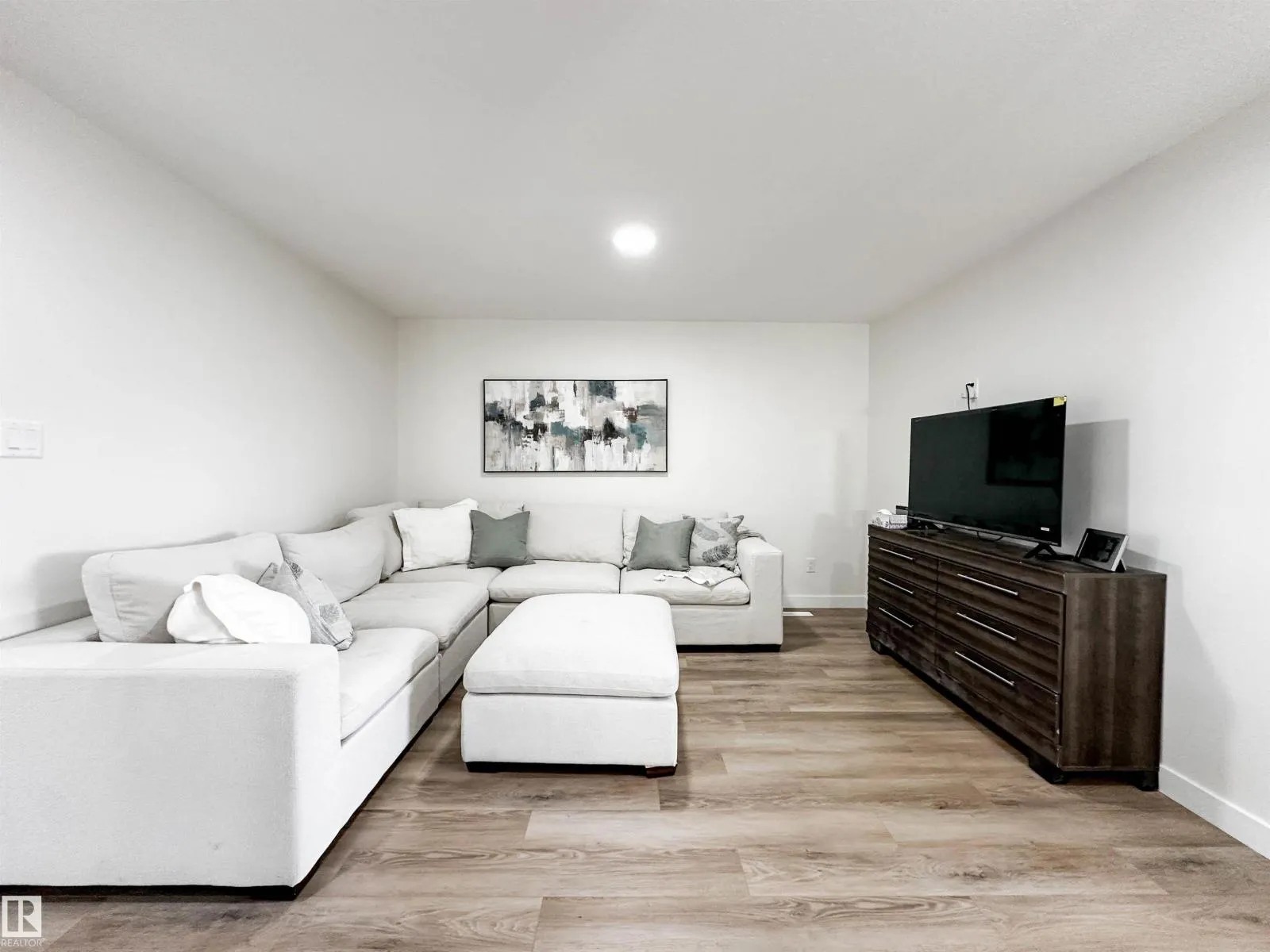 13007 213 ST NW