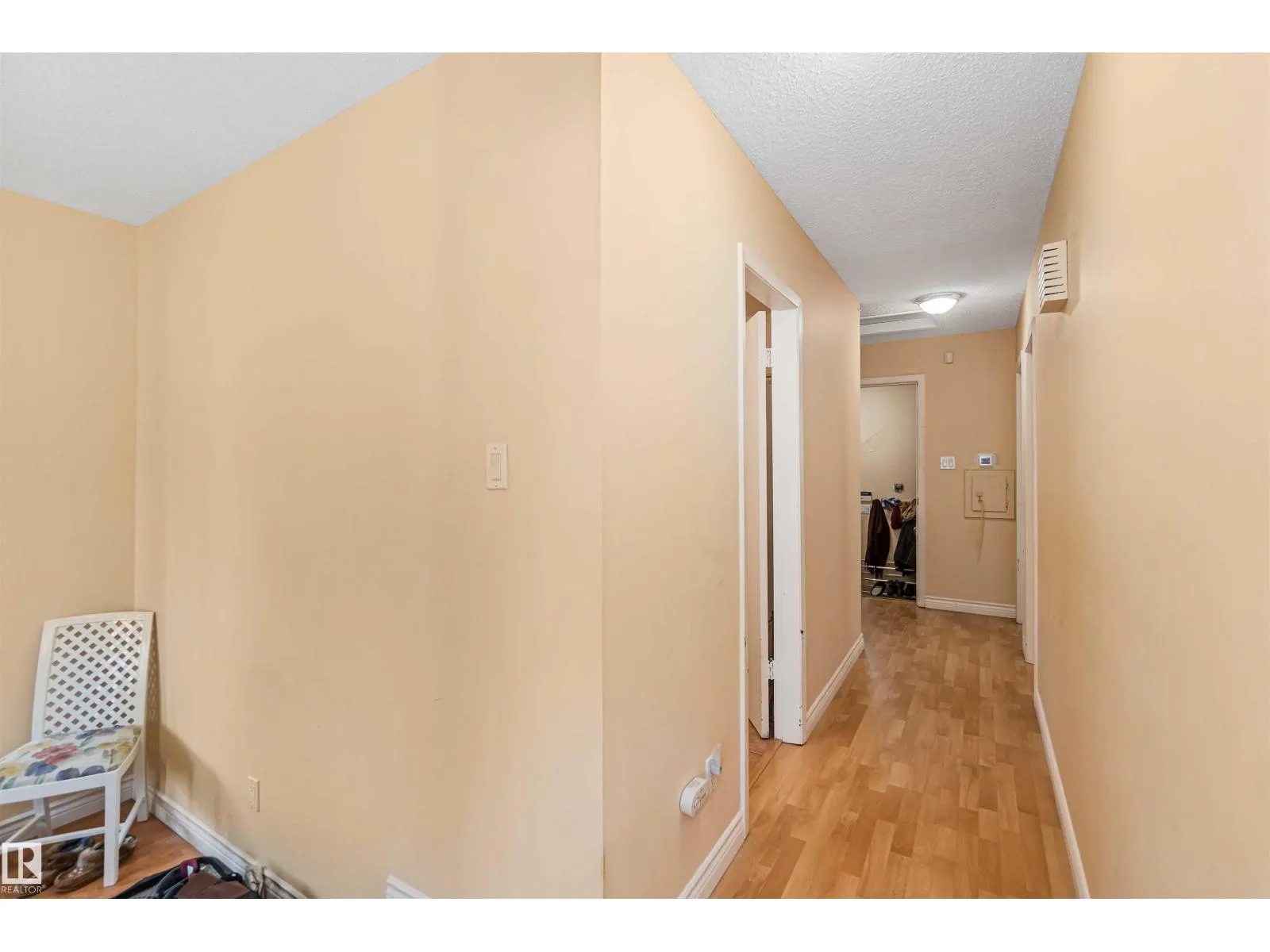8402 181A ST NW
