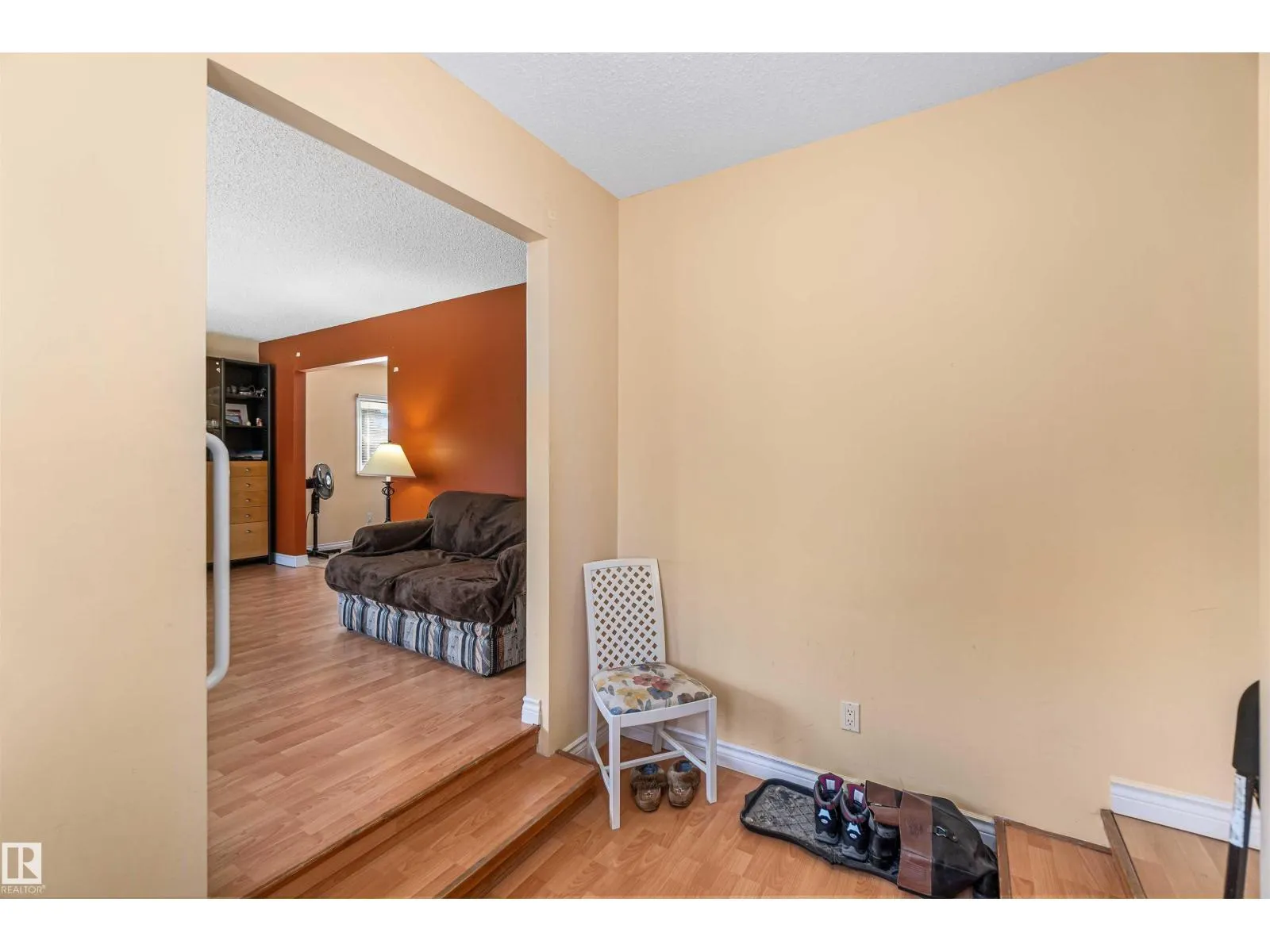 8402 181A ST NW