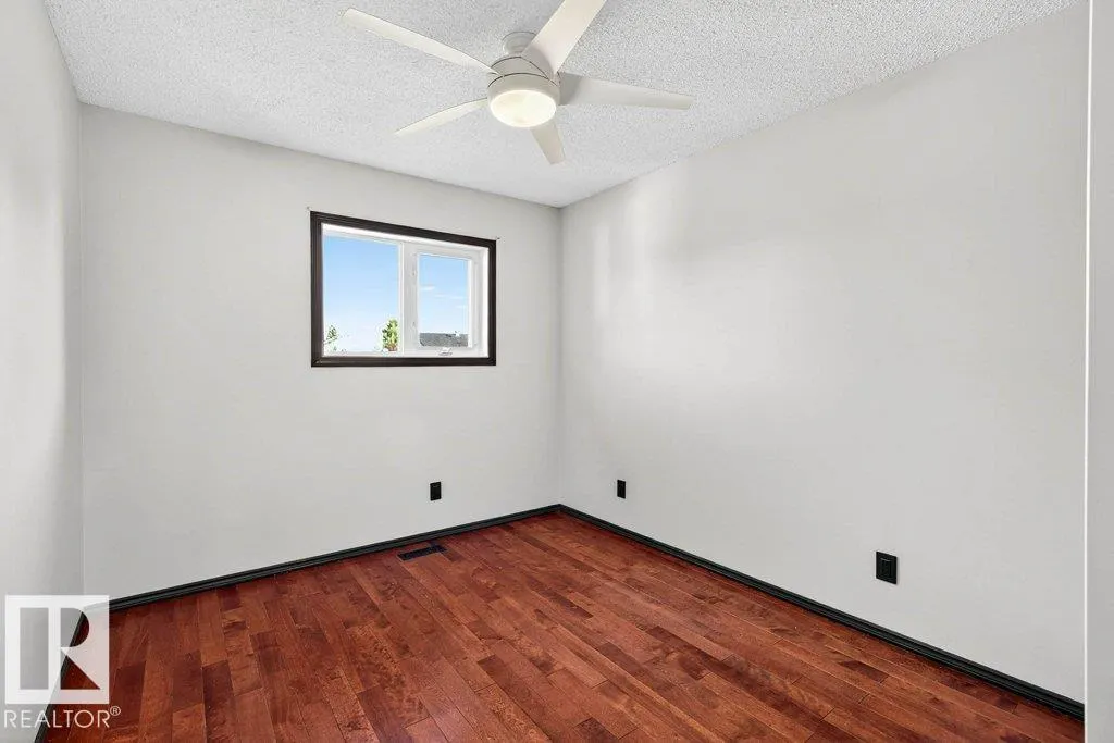 10106 89 ST