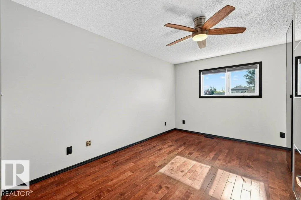 10106 89 ST