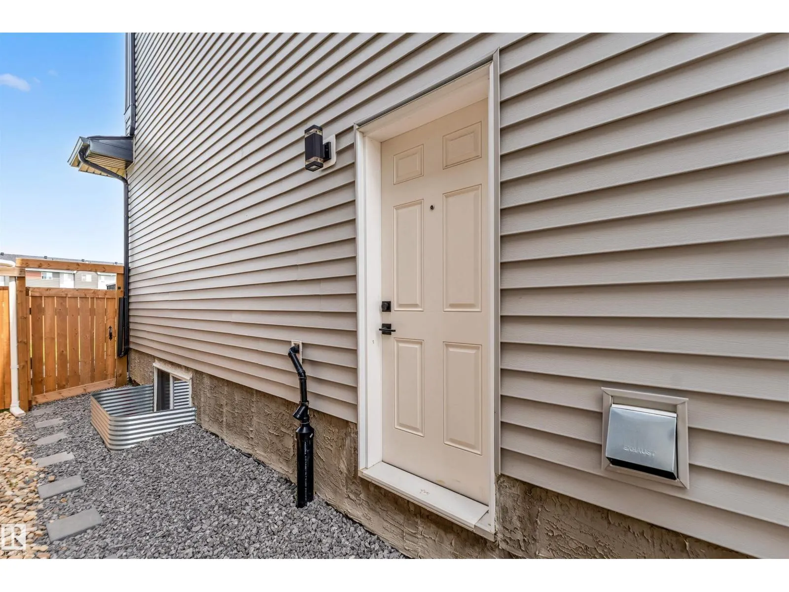 15518 13A AV SW