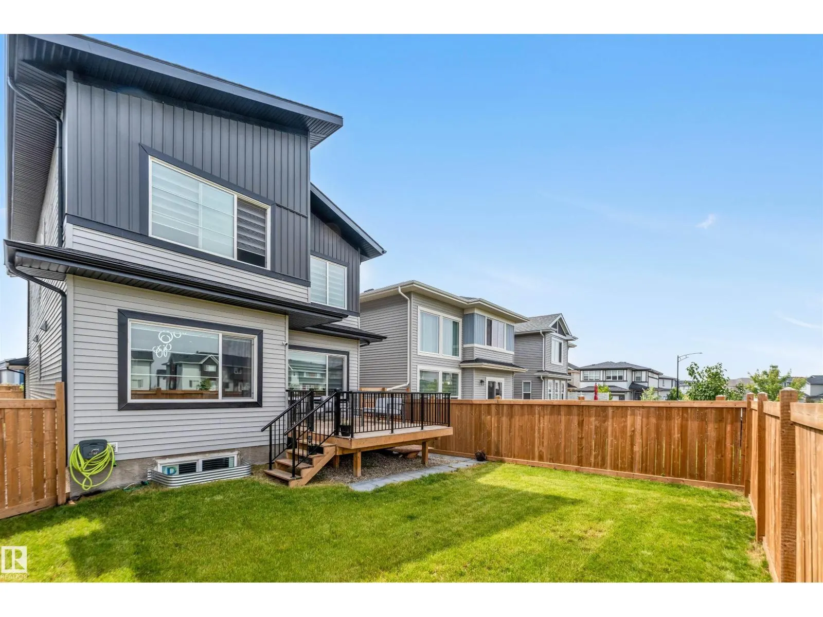 15518 13A AV SW