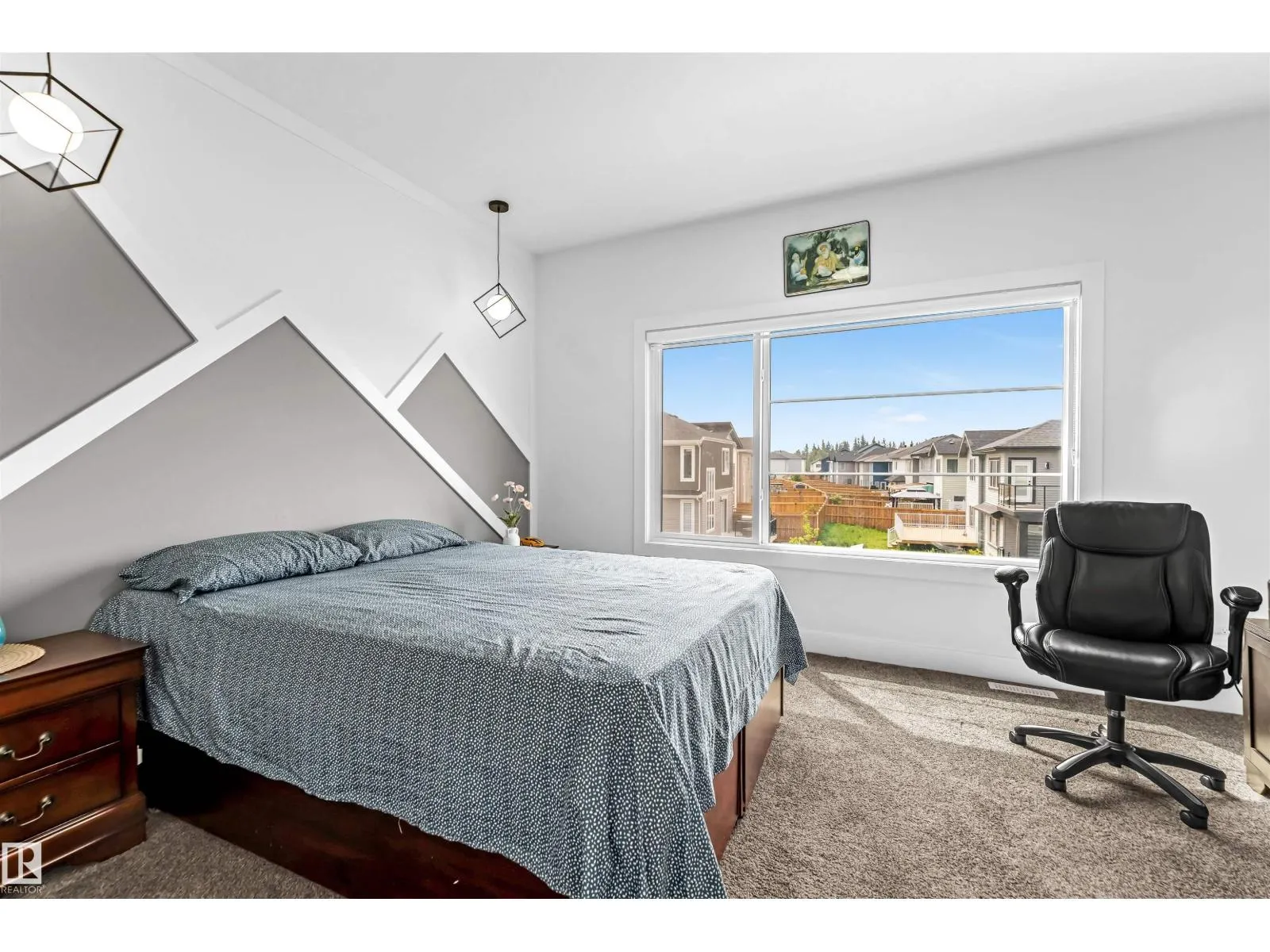15518 13A AV SW