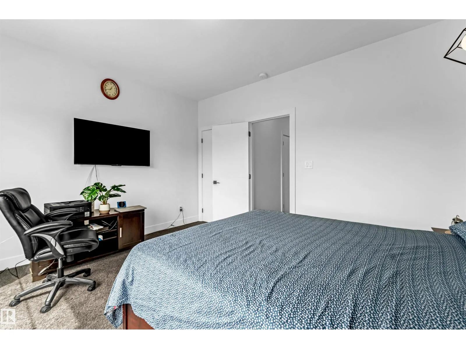 15518 13A AV SW