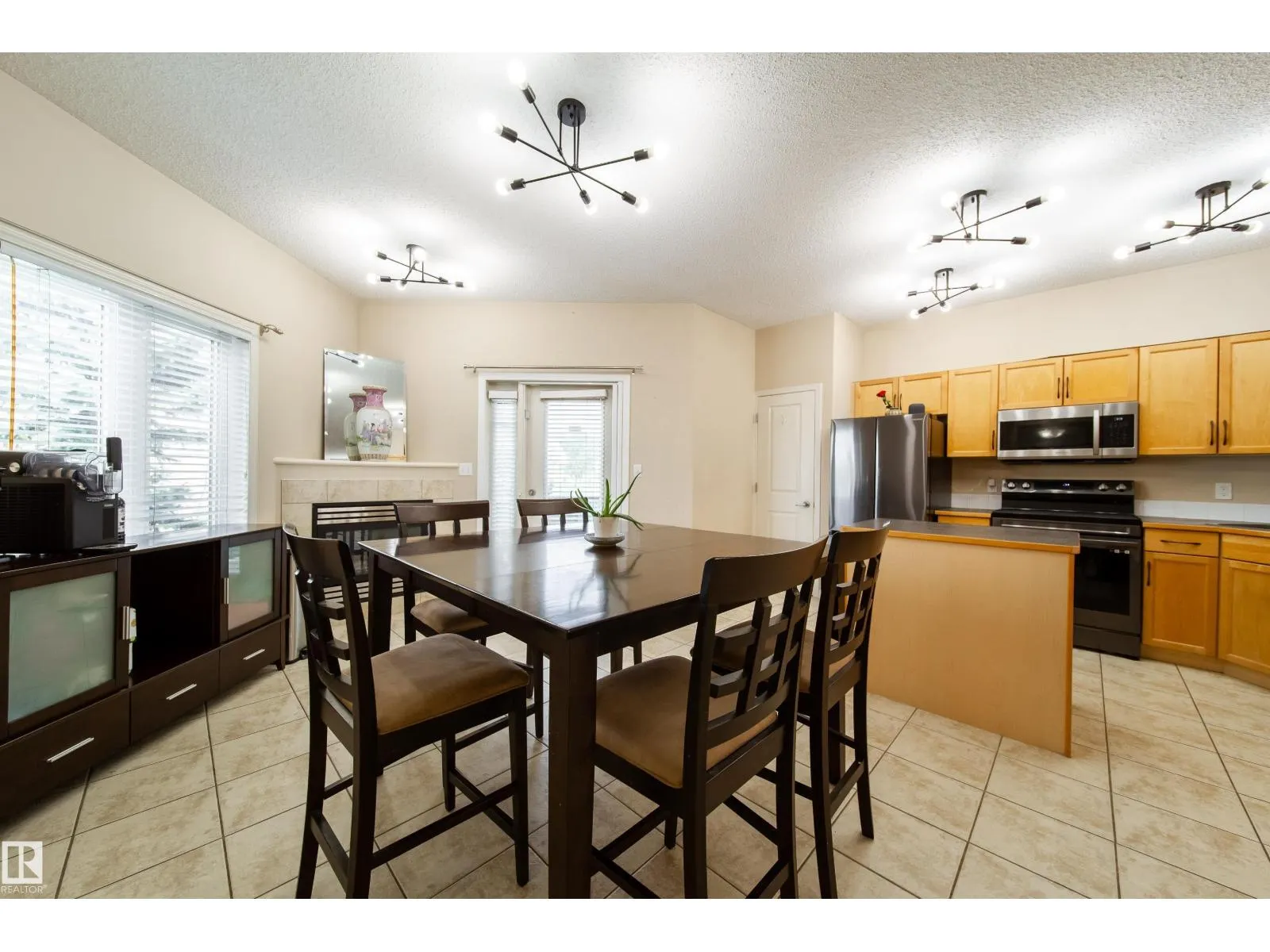 #1 8403 164 AV NW