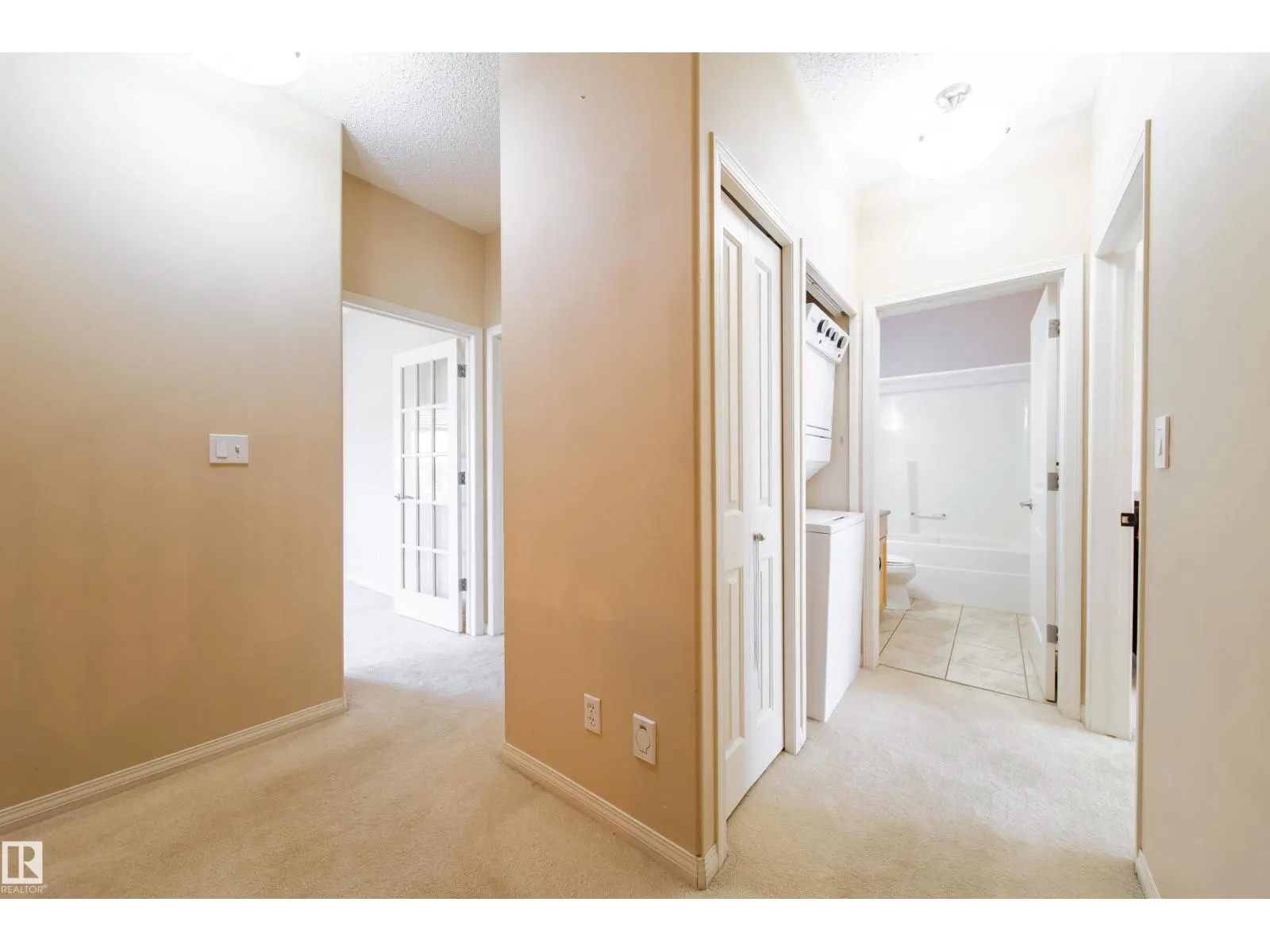 #1 8403 164 AV NW