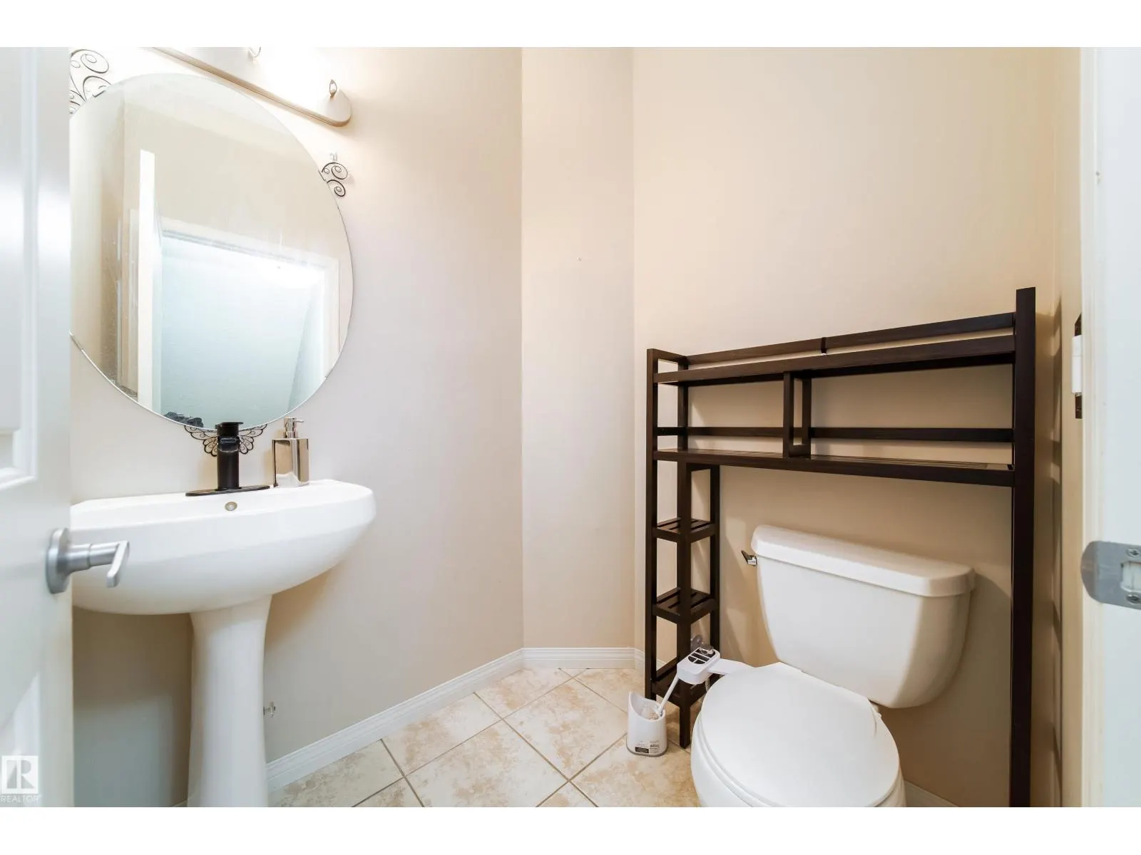 #1 8403 164 AV NW