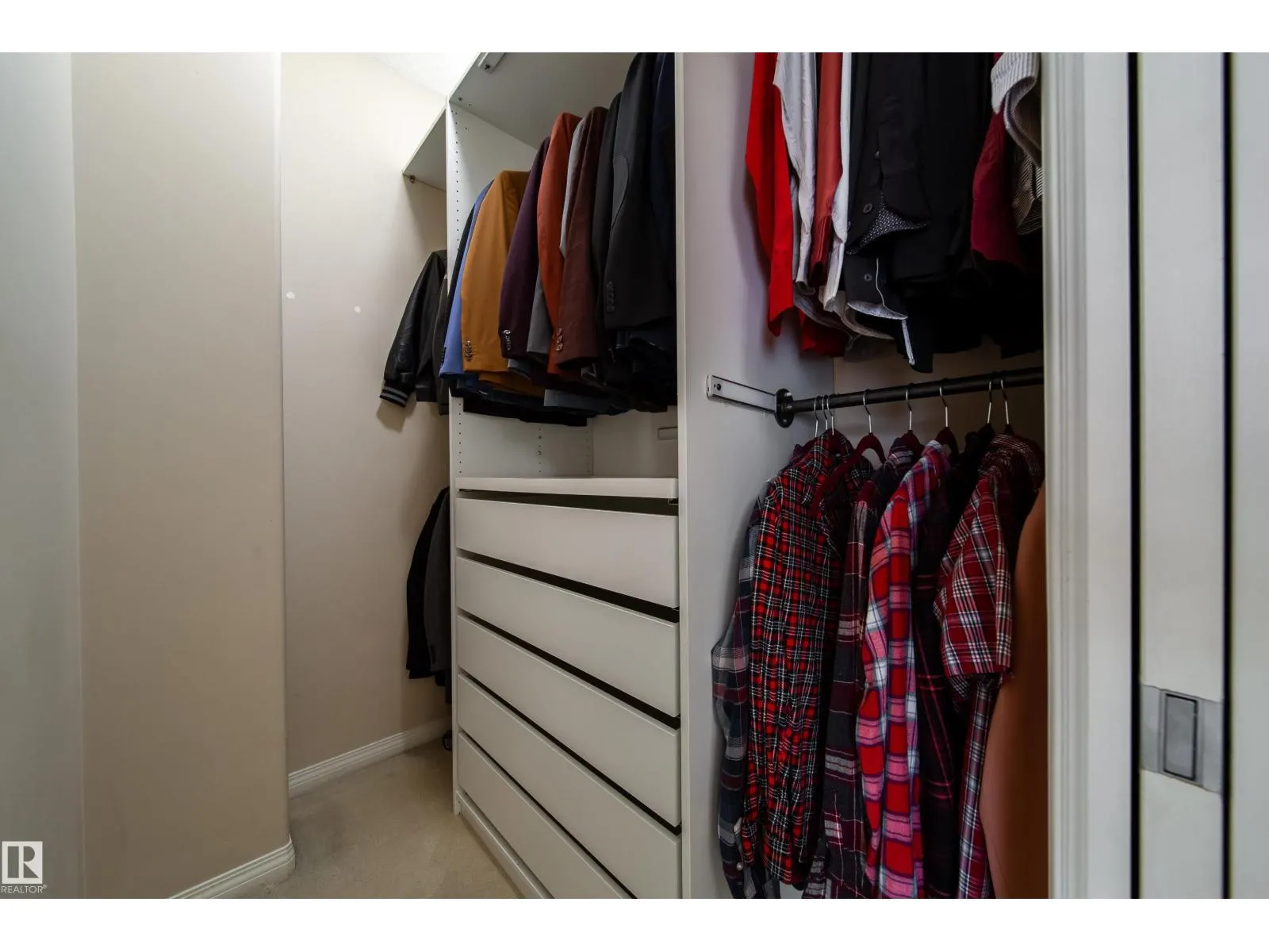 #1 8403 164 AV NW