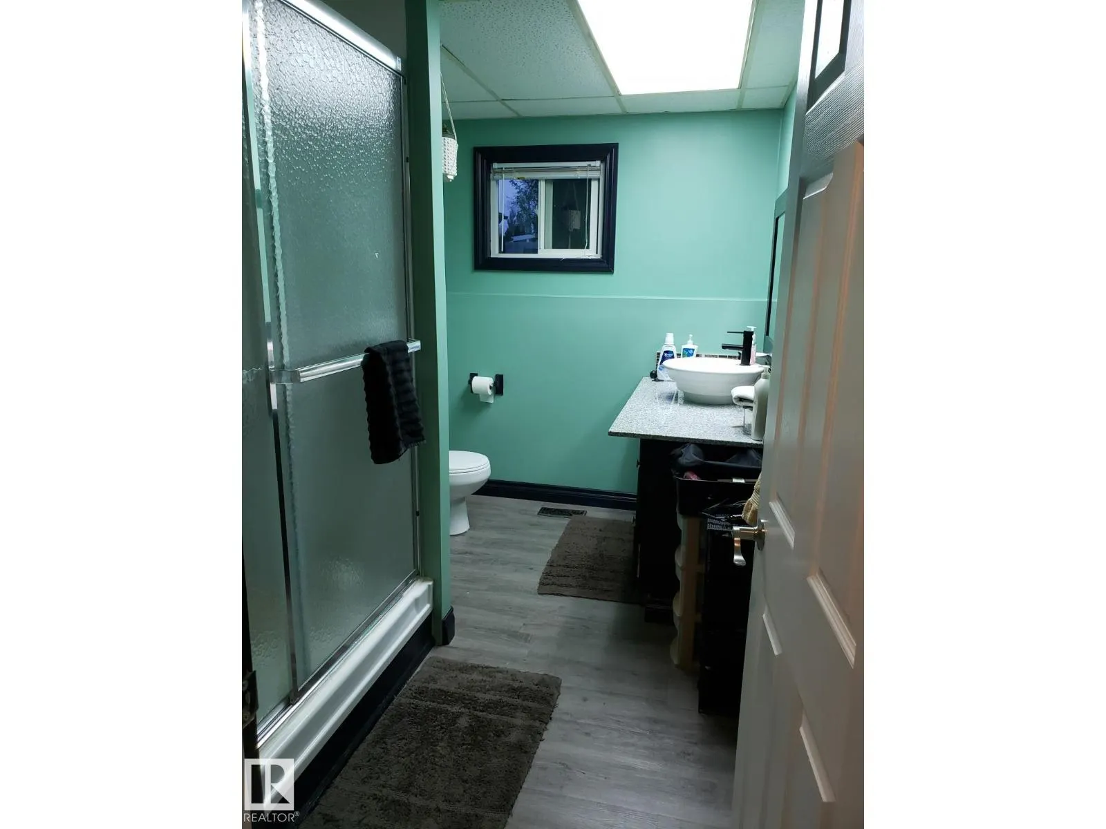 16 LAROSE DR