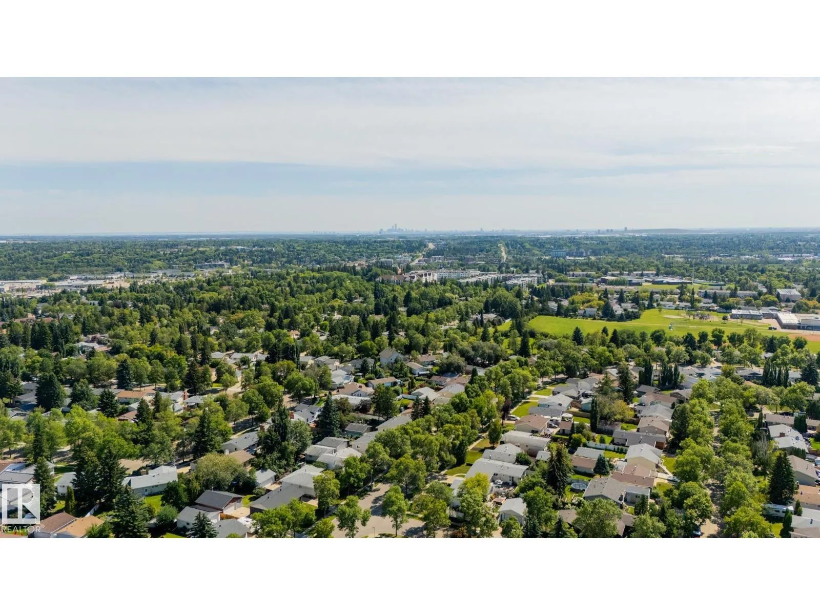 16 LAROSE DR