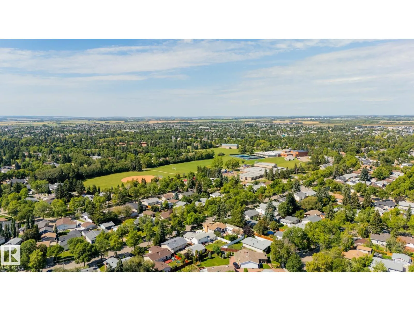 16 LAROSE DR
