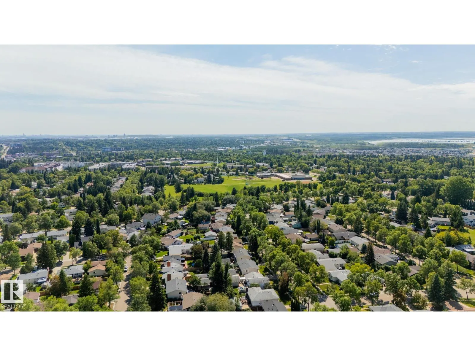 16 LAROSE DR