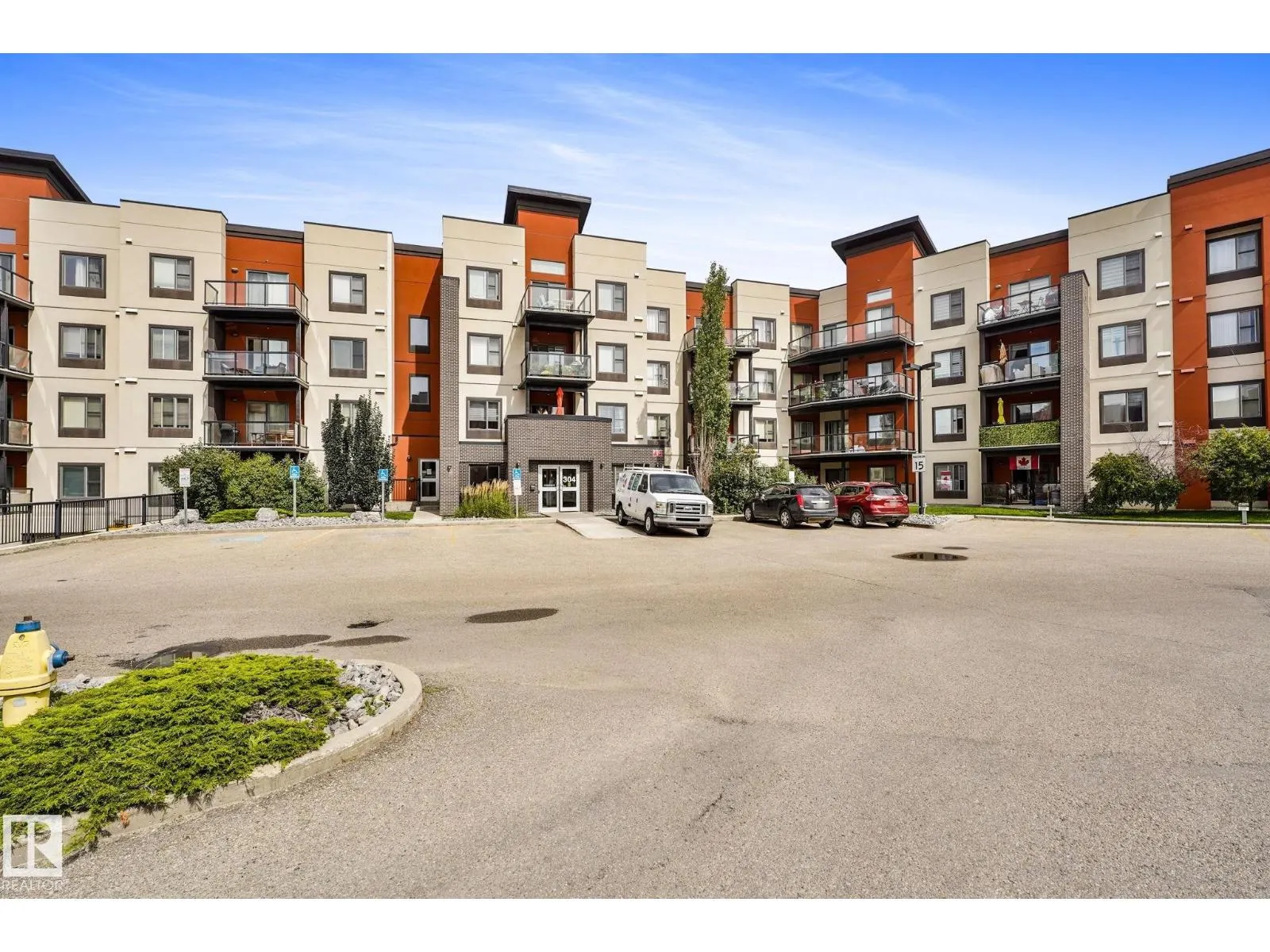 #316 304 Ambleside LI SW