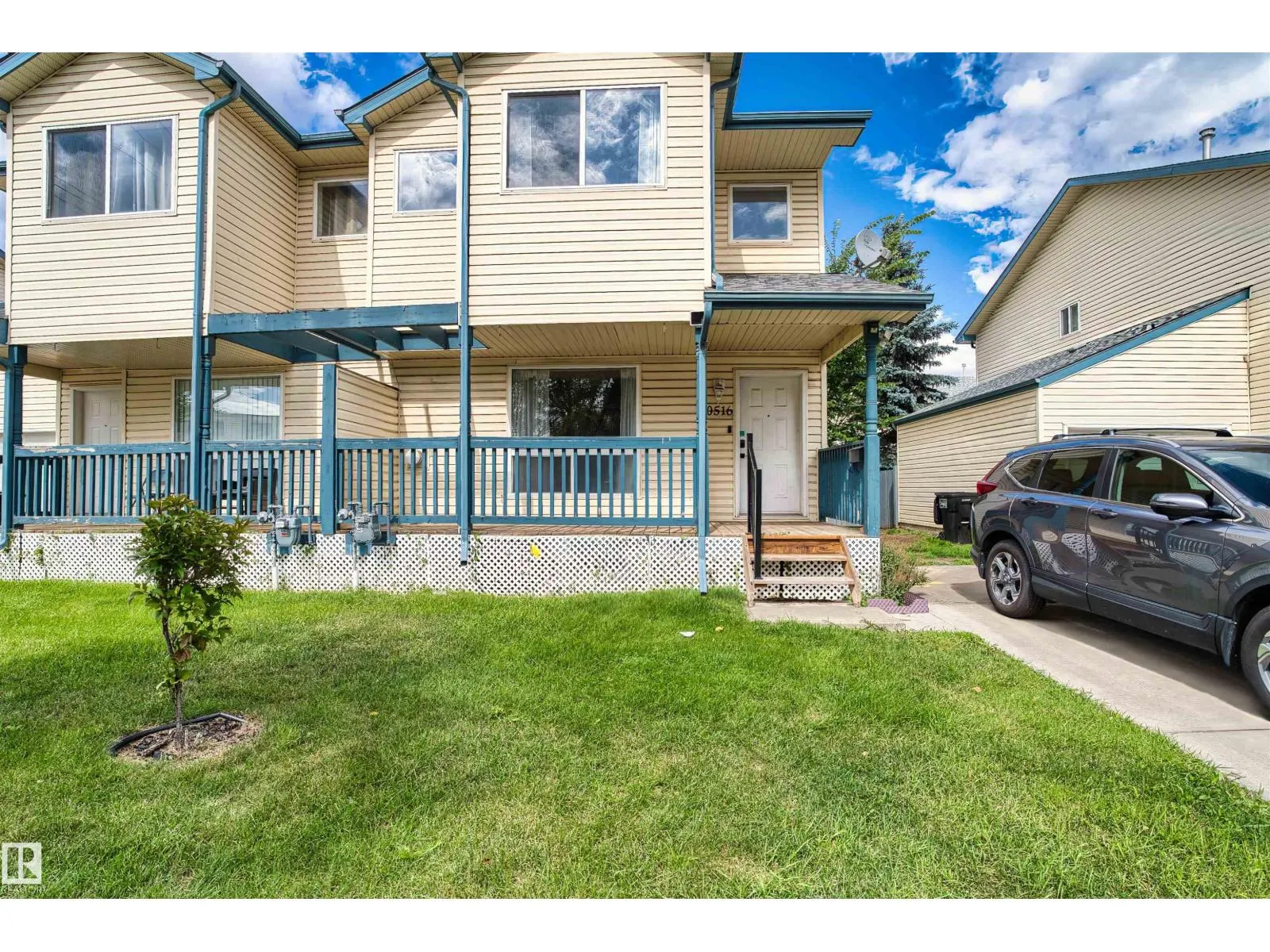 10516 108 AV NW