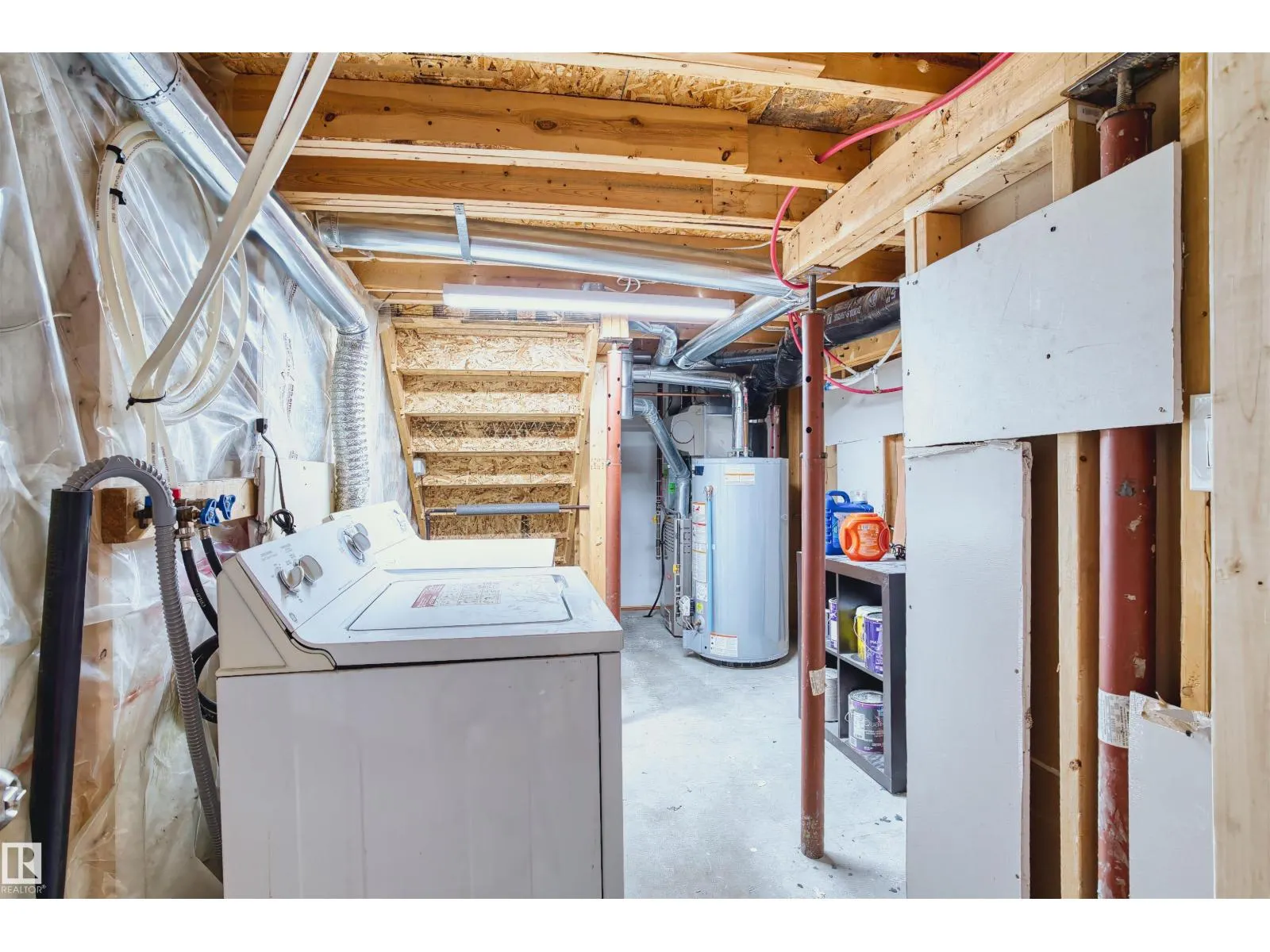 10516 108 AV NW