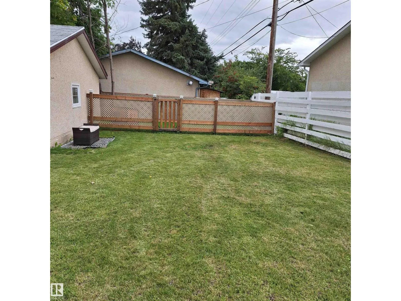 893 BIRCH AV