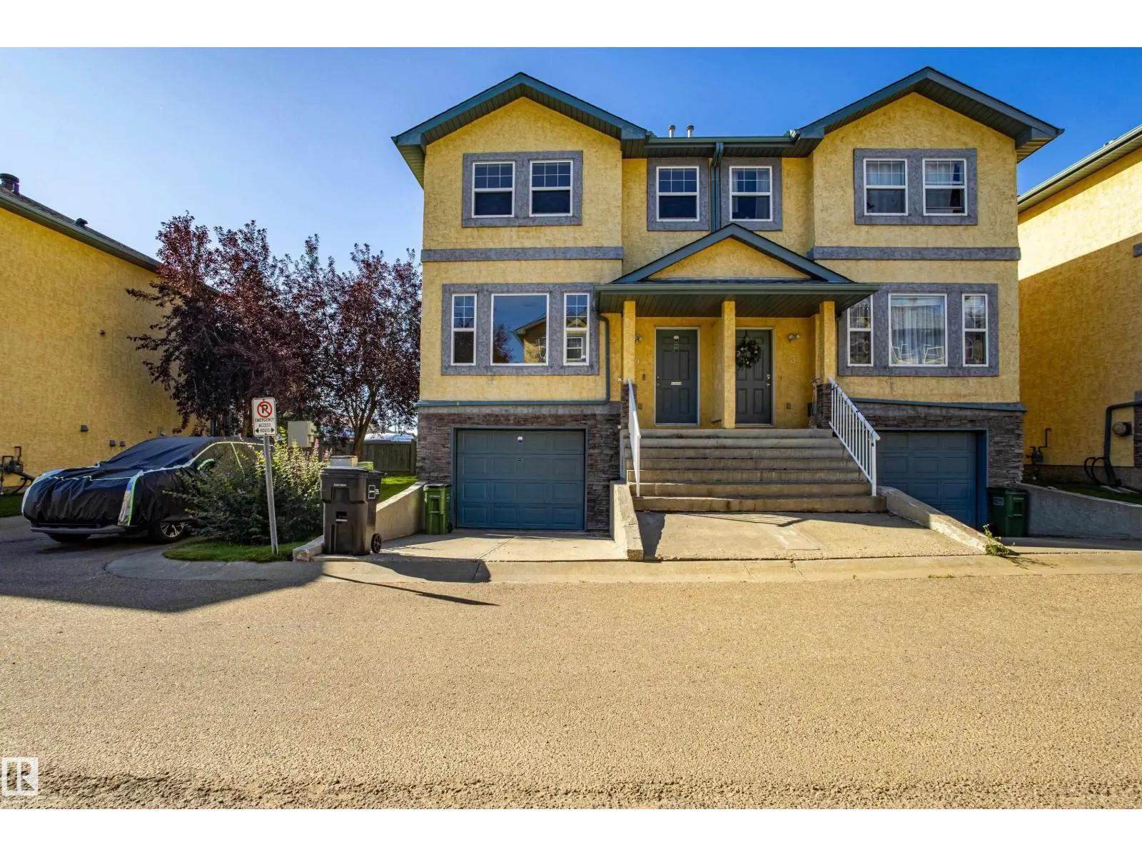#4 16777 91 ST NW
