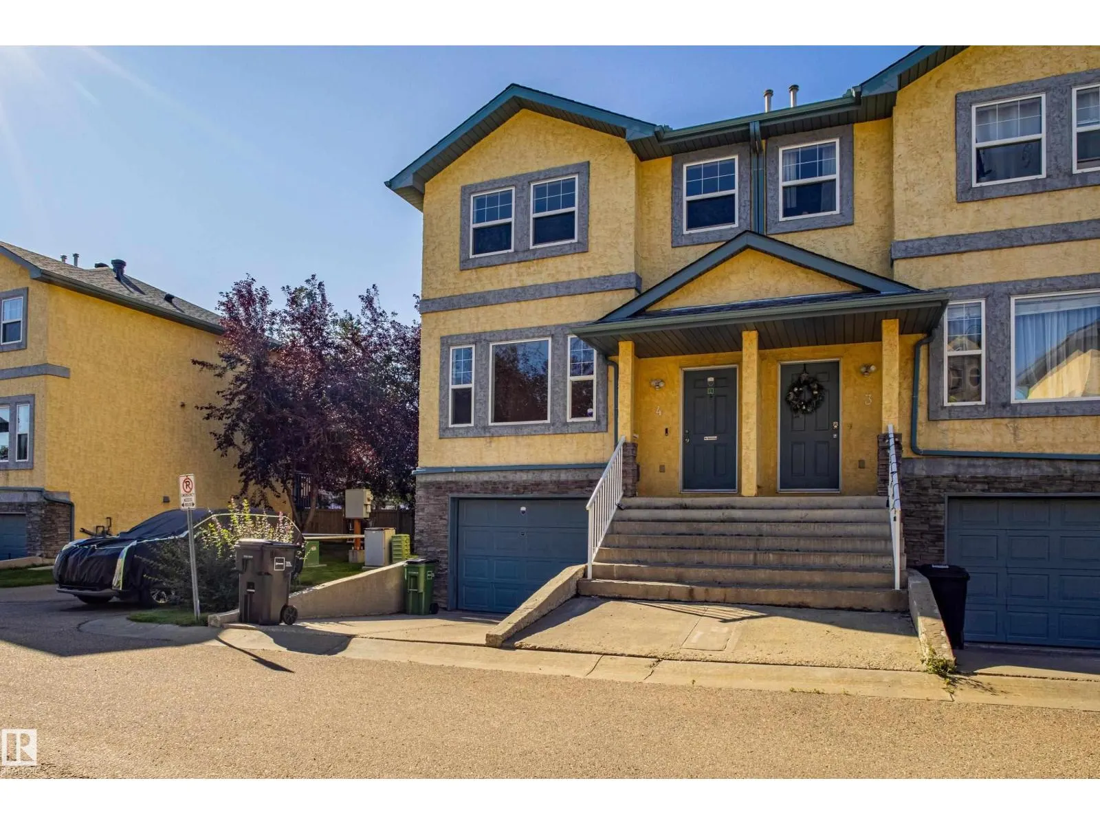 #4 16777 91 ST NW