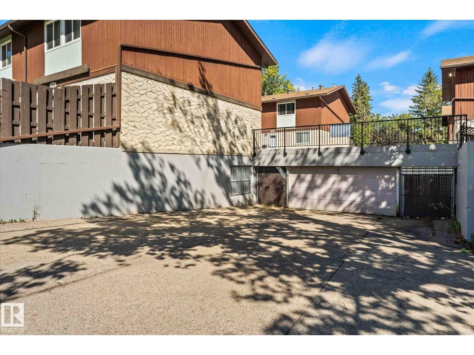 17528 76 AV NW