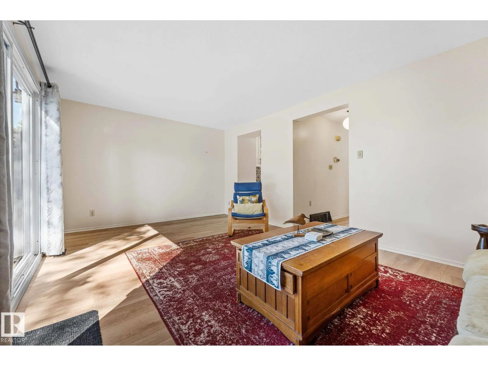 17528 76 AV NW
