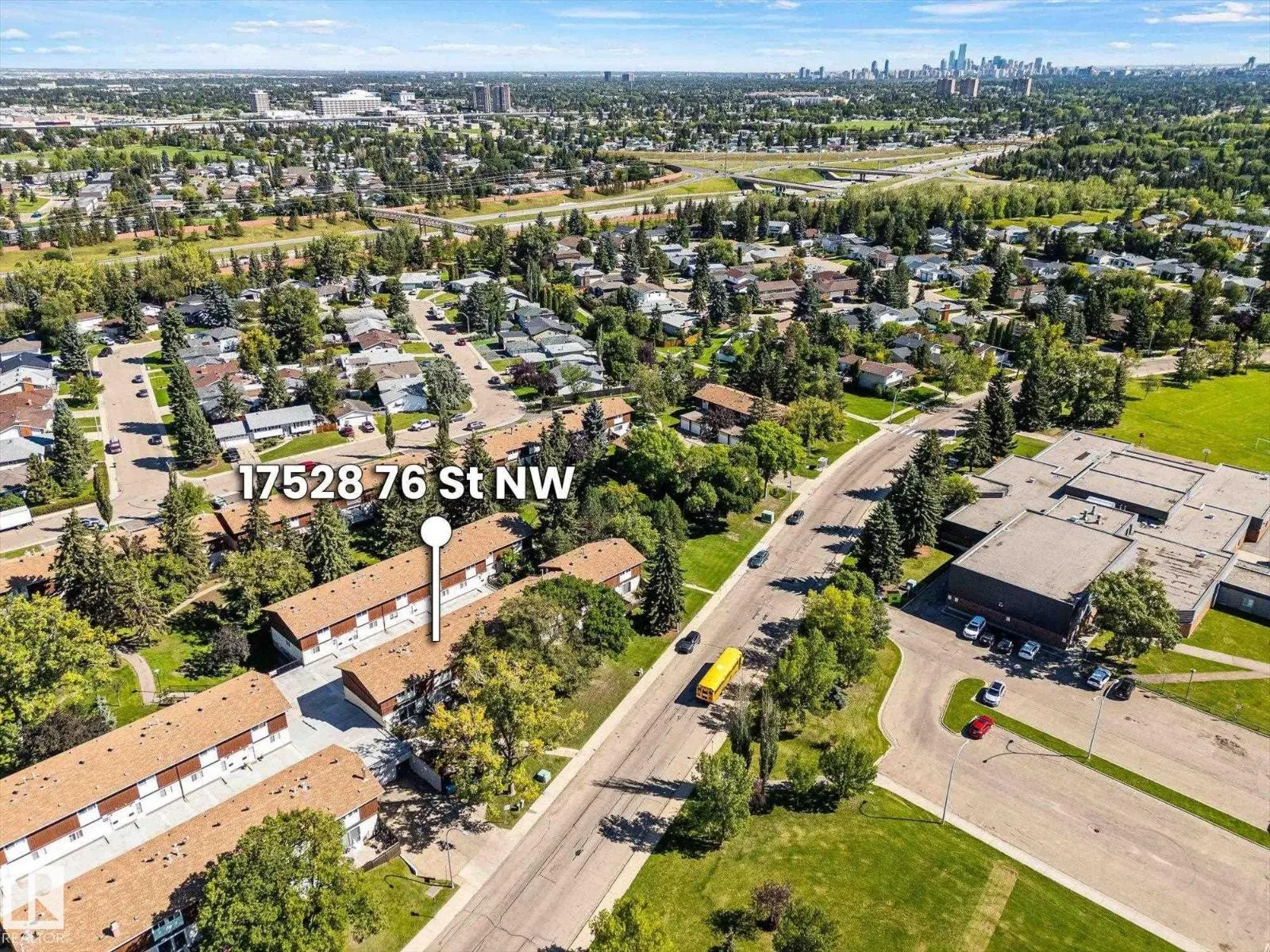 17528 76 AV NW