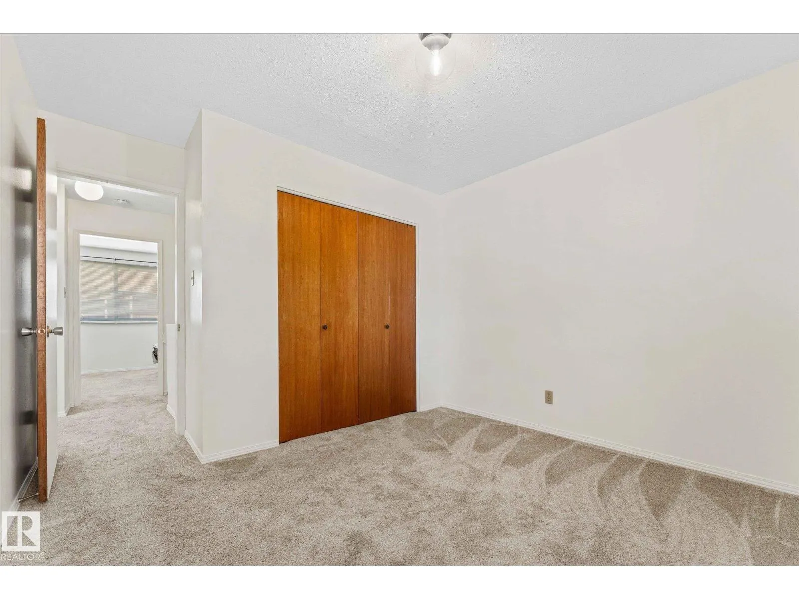 17528 76 AV NW