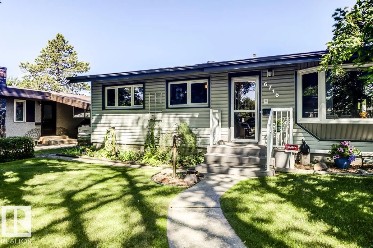 6716 101A AV NW