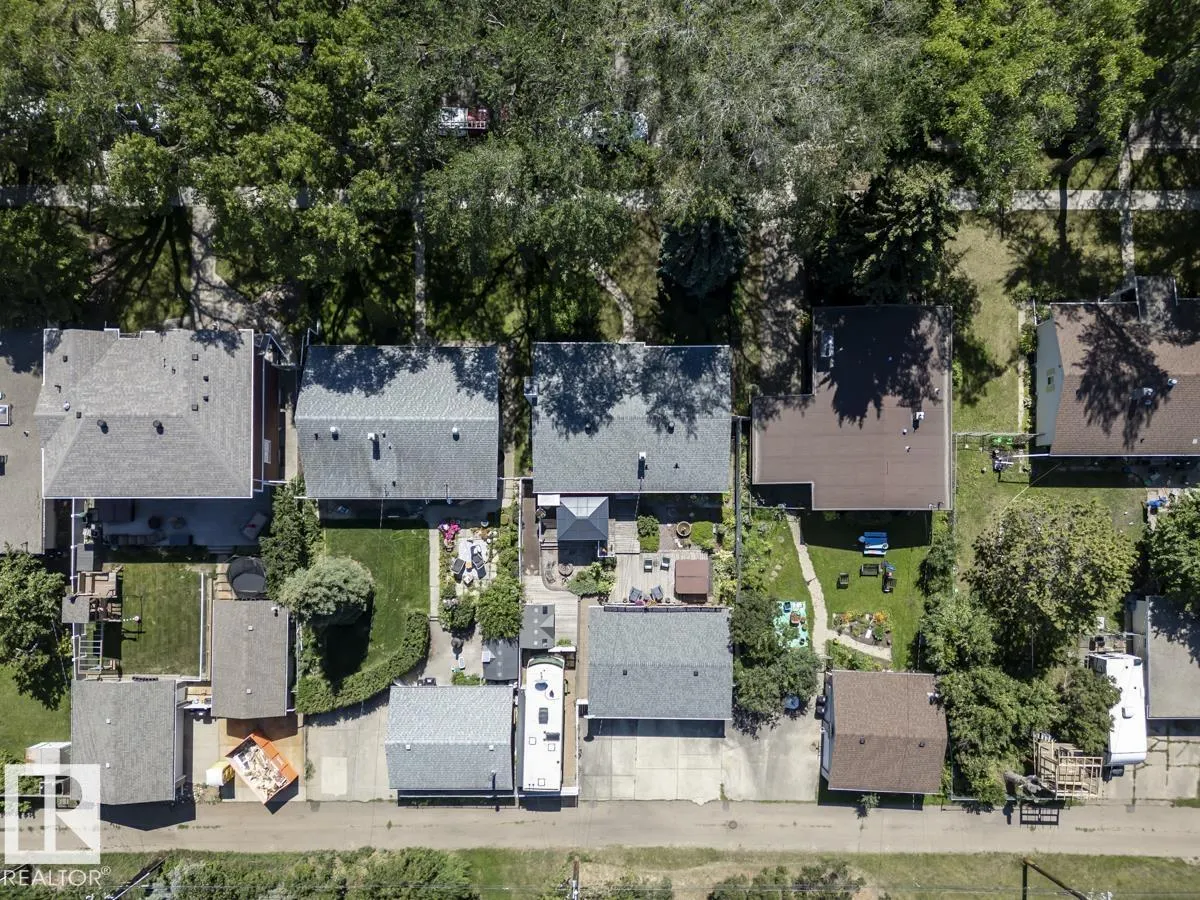 6716 101A AV NW