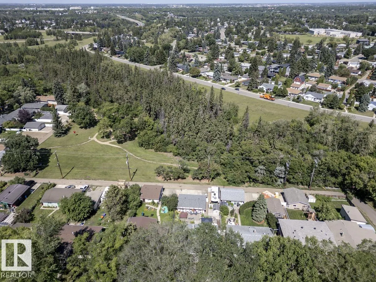 6716 101A AV NW