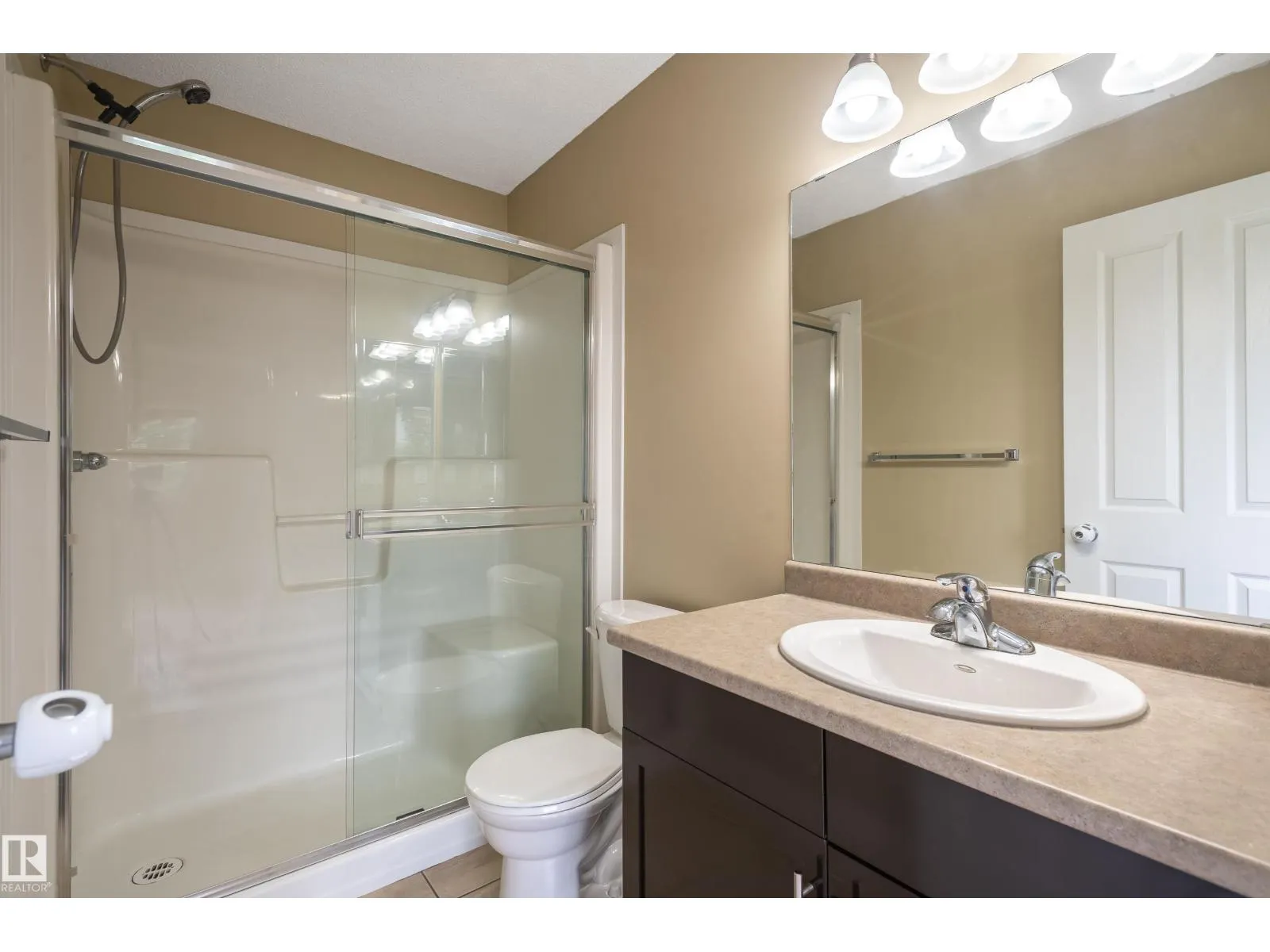 #124 1804 70 ST SW