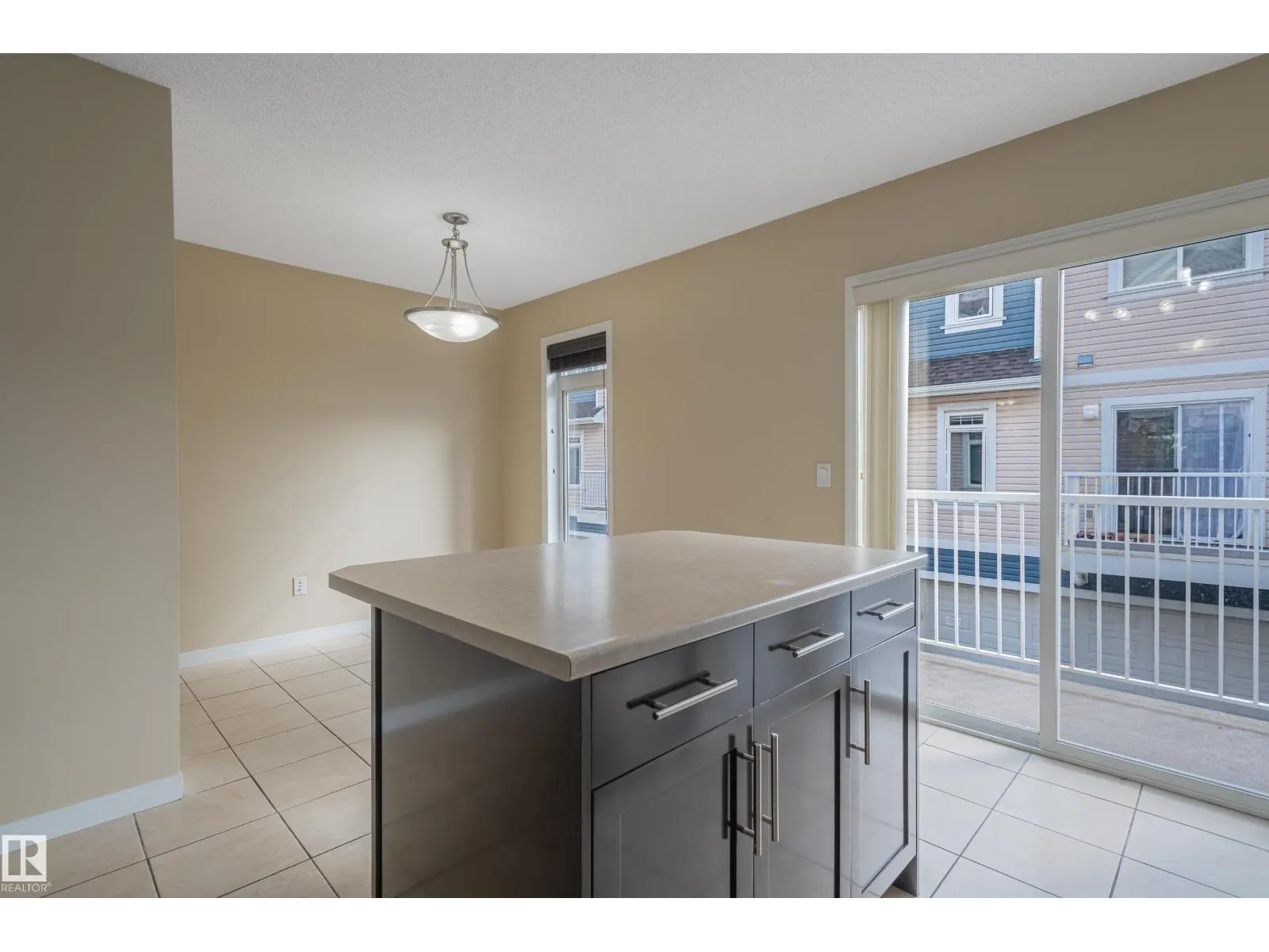 #124 1804 70 ST SW