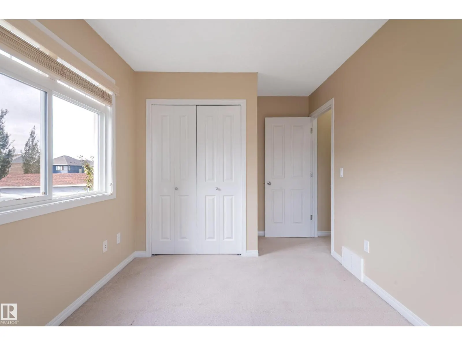 #124 1804 70 ST SW