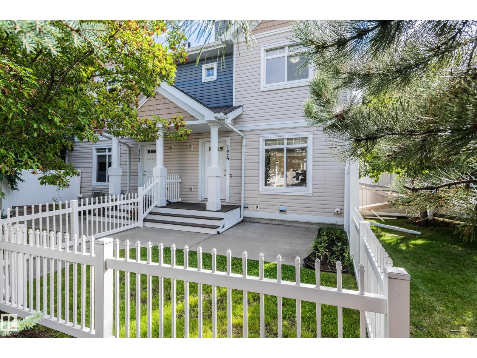 #124 1804 70 ST SW